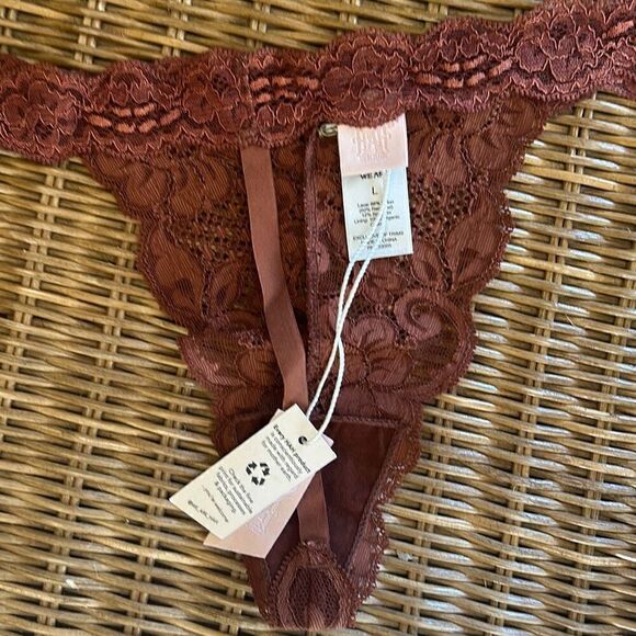 🐿️ NWT We Are HAH x Revolve T String Me A Thong In Milk Chocolate Size Large - Picture 4 of 8